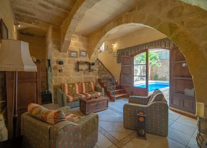 Tranquil Gozo Farmhouse